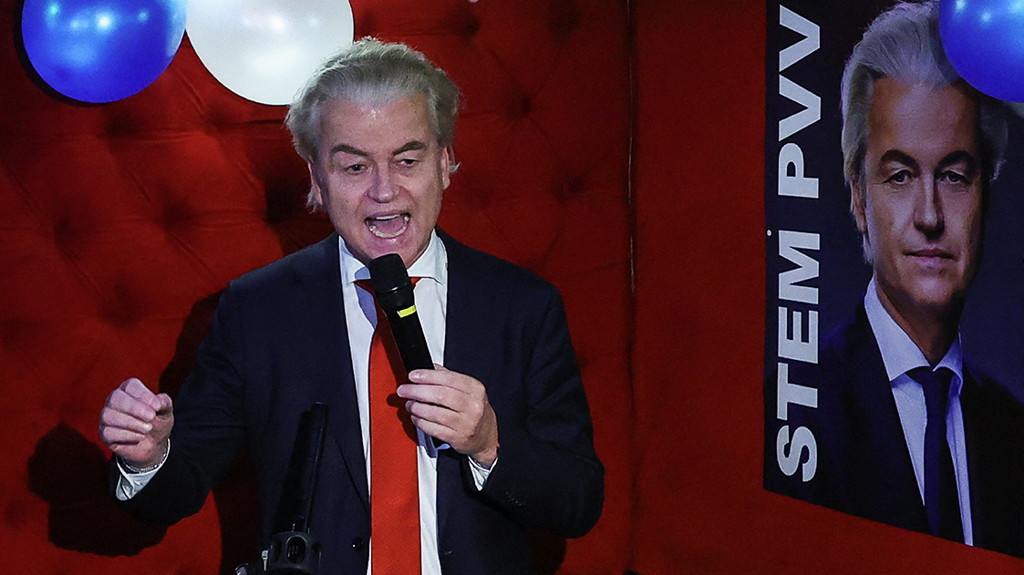 Η δύναμη της γλώσσας: Γιατί κερδίζουν οι ακροδεξιοί…