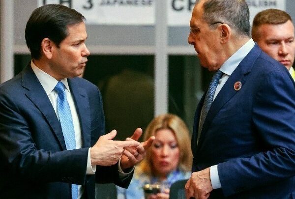 Τηλεφωνική επικοινωνία Ρούμπιο – Λαβρόφ ενόψει της συνόδου κορυφής στη Βουδαπέστη