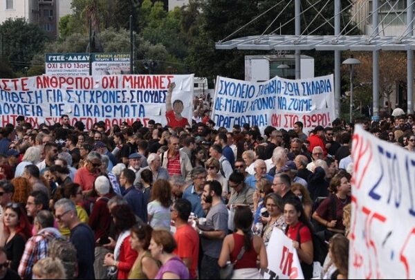 Παραλύει η χώρα: 24ωρη πανελλαδική απεργία ενάντια στο νέο εργασιακό νομοσχέδιο