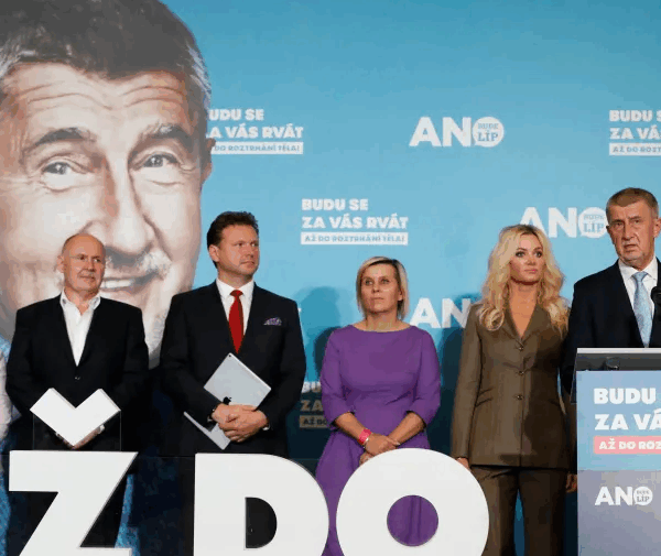 Η Τσεχία ψηφίζει: Φόβοι για ακροδεξιά στροφή και νέο ρήγμα στην Ευρώπη