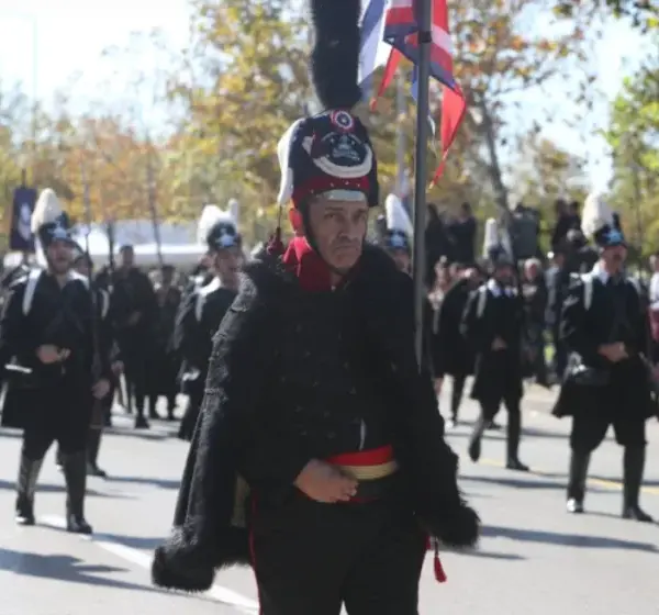 Παρέλαση στη Θεσσαλονίκη: Οργή για τη συμμετοχή ακροδεξιάς οργάνωσης