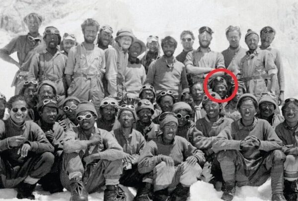 Πέθανε ο τελευταίος επιζών της ιστορικής αποστολής του Έβερεστ το 1953