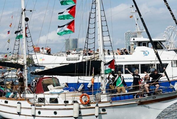 Global Sumud Flotilla: Καταγγελίες για κακομεταχείριση ακτιβιστών του στολίσκου βοήθειας προς τη Γάζα