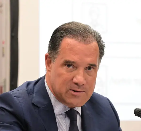 Άδωνις Γεωργιάδης: «Η Κωνσταντοπούλου έχει επενδύσει πολιτικά και οικονομικά στην υπόθεση των Τεμπών»