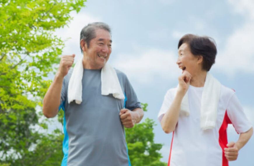 Το «ιαπωνικό περπάτημα»: Η νέα viral τάση γυμναστικής που υπόσχεται καλύτερη υγεία σε 30 λεπτά