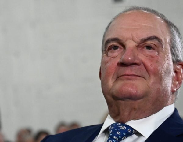 «Καμπανάκια» Καραμανλή για θεσμική, πολιτική και εθνική κρίση