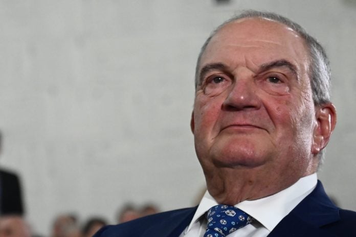 «Καμπανάκια» Καραμανλή για θεσμική, πολιτική και εθνική κρίση