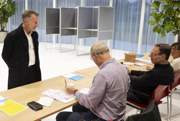 Η Ολλανδία στις κάλπες για τρίτη φορά σε πέντε χρόνια