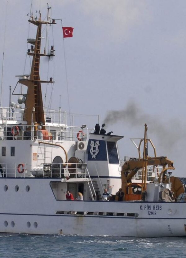 Υπό στενή παρακολούθηση το “Πίρι Ρέις” – Διπλωματικός και στρατιωτικός συναγερμός στο Αιγαίο