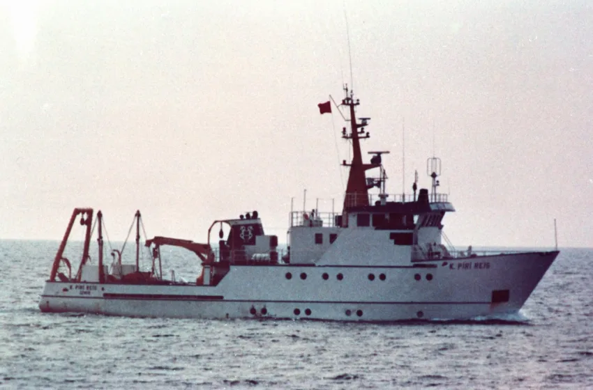 Ένταση στο Αιγαίο με το «Πίρι Ρέις» να αποπλέει από τη Σμύρνη