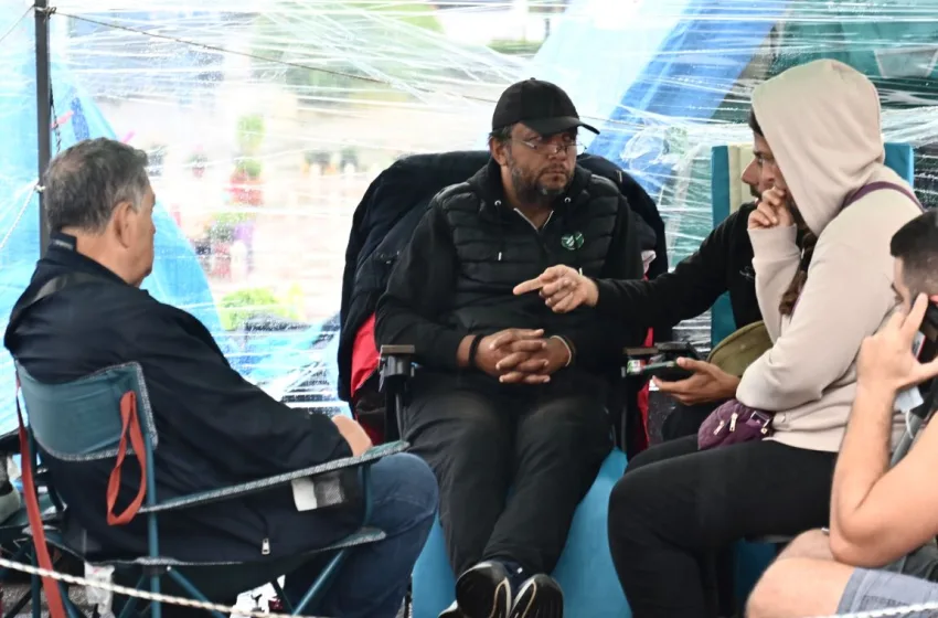 «Μέχρι τέλους»: Στους δρόμους όλη η Ελλάδα για τον Πάνο Ρούτσι. Το Σύνταγμα στο επίκεντρο των συγκεντρώσεων.