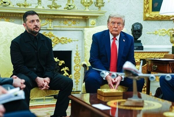 Δύσκολες ώρες για τον Ζελένσκι στον Λευκό Οίκο μετά το νέο τηλεφώνημα Τραμπ – Πούτιν