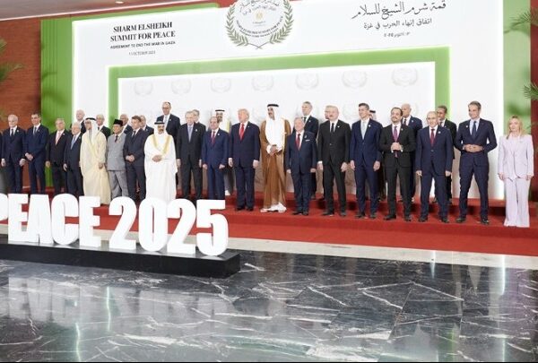 «Pax 2025» του Τραμπ: Η νέα αρχιτεκτονική ισχύος στη Μέση Ανατολή με κεντρικό παίκτη τον Ερντογάν