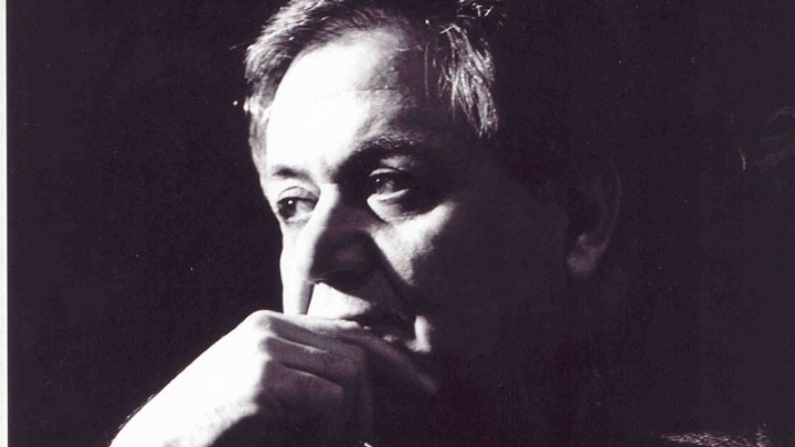 Η Γαλλία τιμά τον Μάνο Χατζιδάκι: Ένα ραδιοφωνικό πορτρέτο για τα 100 χρόνια από τη γέννησή του