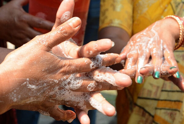 Η δύναμη των καθαρών χεριών: Μια απλή πράξη που σώζει ζωές