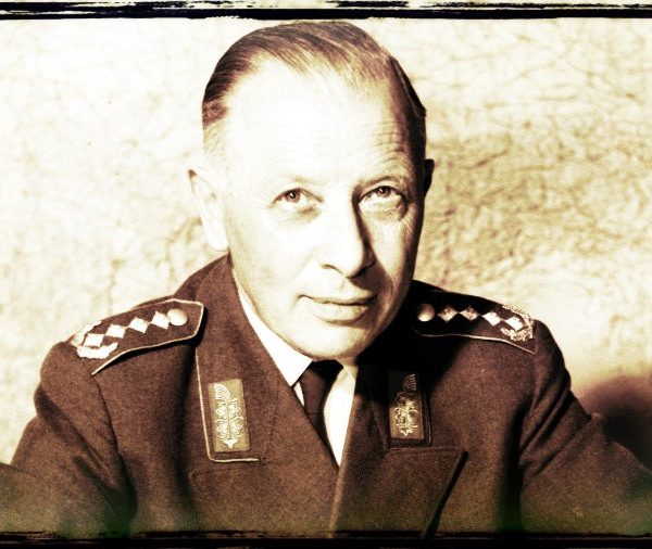 Από το επιτελείο του Χίτλερ στο επιτελείο του ΝΑΤΟ