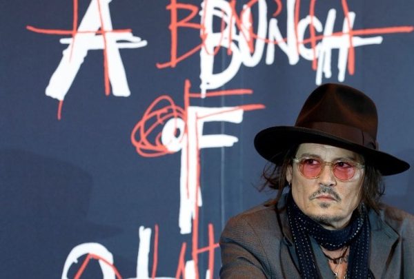 Ο Τζόνι Ντεπ θυμάται τη σχέση του με τη Βανέσα Παραντί ως&hellip;