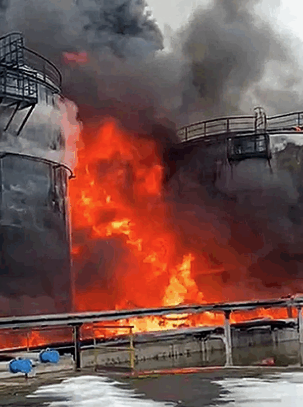 Οι ουκρανικές επιθέσεις δεν λύγισαν τα ρωσικά διυλιστήρια – Μόλις 3% η πτώση στη διύλιση πετρελαίου