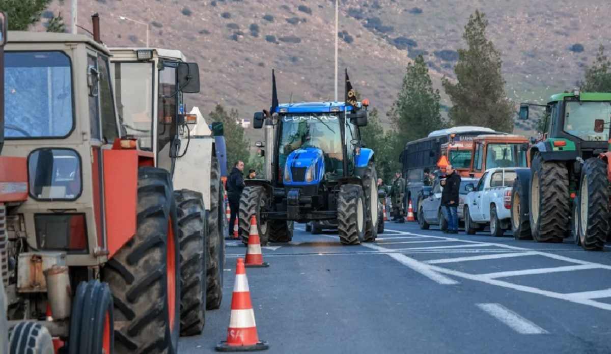 Αγρότες και κτηνοτρόφοι ετοιμάζουν ενιαίο πανθεσσαλικό μπλόκο
