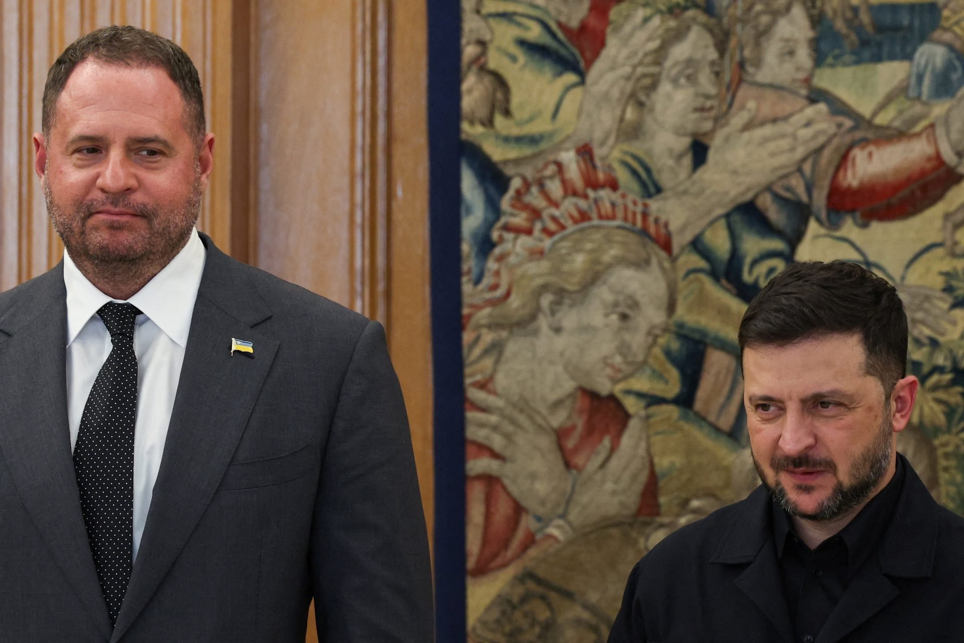 Έρευνες κατά της διαφθοράς στο διαμέρισμα του προσωπάρχη…