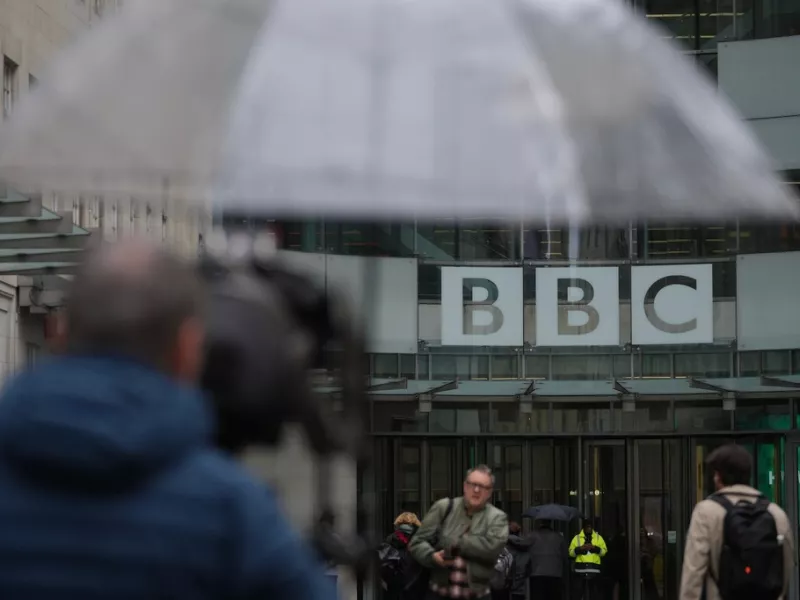 Η σύγκρουση Τραμπ – BBC κλιμακώνεται