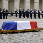 Γαλλία: Σάλος από τις δηλώσεις του αρχηγού του Γενικού Επιτελείου Ενόπλων Δυνάμεων για το ενδεχόμενο «να χάσει η πατρίδα τα παιδιά της»