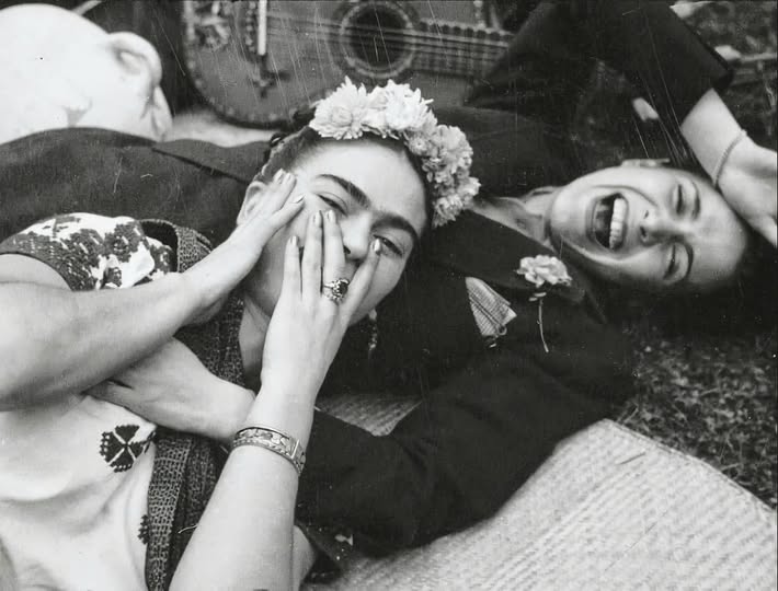 Η Φρίντα, η Τσαβέλα και η μαγεία μιας ανείπωτης έλξης