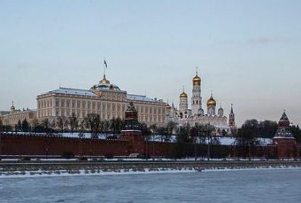 Μόσχα κατά Bloomberg: «Υβριδικός πόλεμος» η διαρροή συνομιλίας Τραμπ – Πούτιν για&hellip;