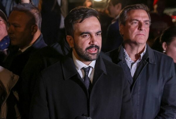 Το μάθημα που αγνοεί (;) η ελληνική Αριστερά από τον Μαμντάνι