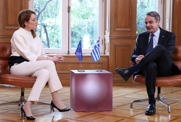 Η συνάντηση Μητσοτάκη – Μέτσολα και το μήνυμα ενότητας – Η Ελλάδα&hellip;