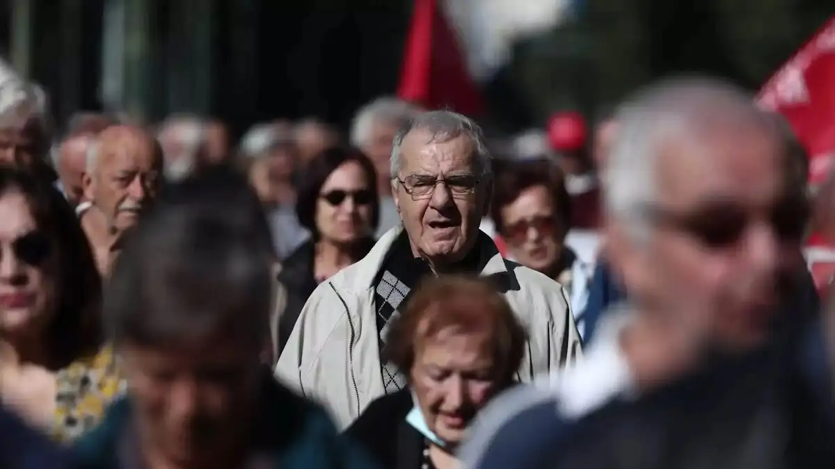 Δημογραφικό: Πώς η γήρανση του πληθυσμού απειλεί την οικονομική ανάπτυξη και γιατί οι κυβερνήσεις οφείλουν να δράσουν τώρα