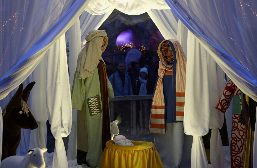 Βρυξέλλες: Μια «απρόσωπη» φάτνη στη Γκραν Πλας διχάζει πολίτες και πολιτικούς