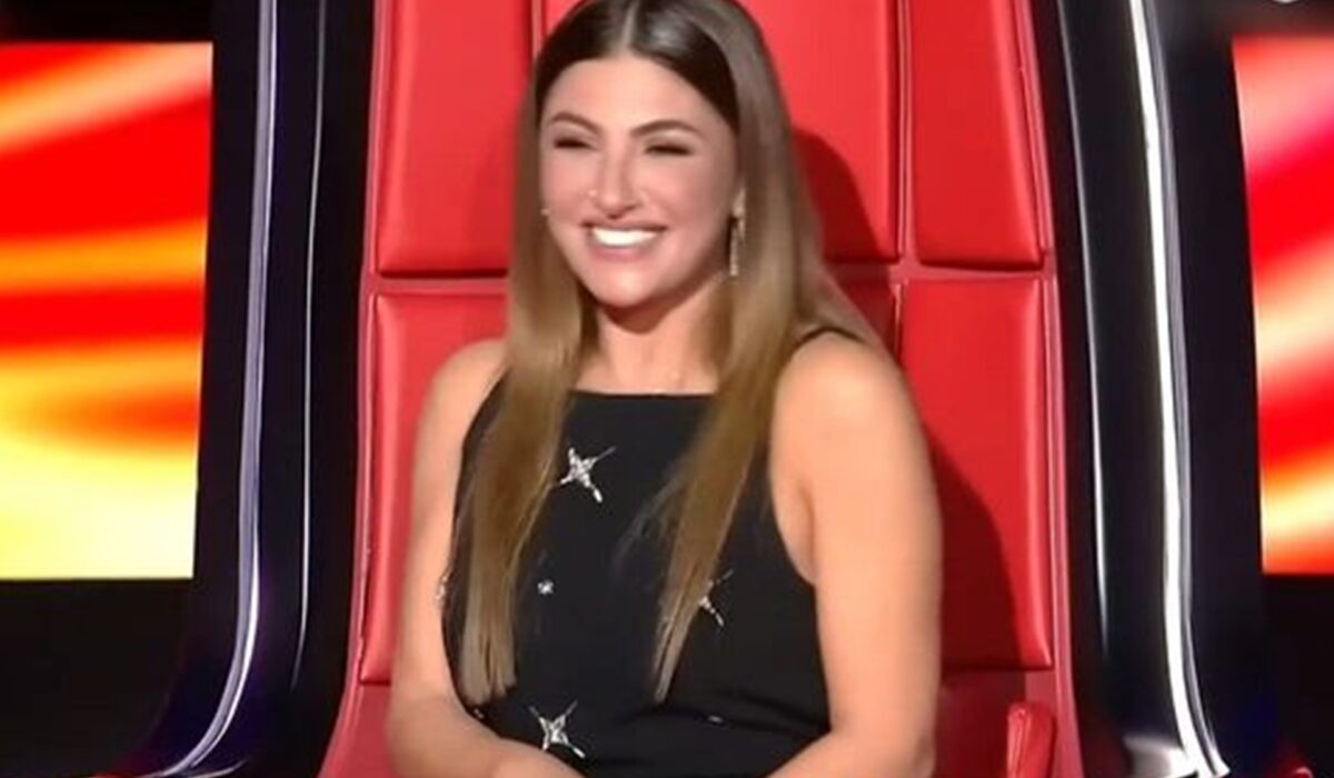 Έκτακτη νοσηλεία για την Έλενα Παπαρίζου μετά από αδιαθεσία στη διάρκεια του «The Voice»