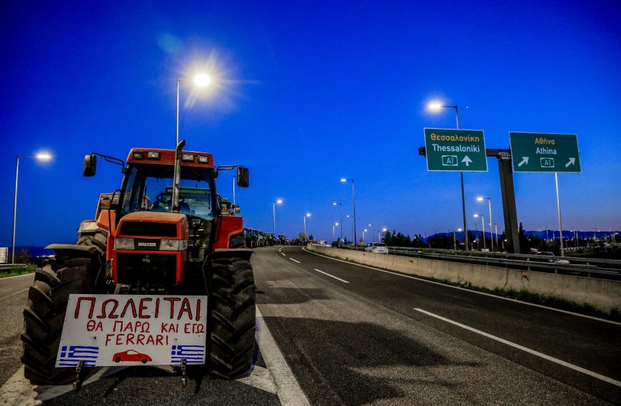 Αποφασισμένοι να συνεχίσουν τον αγώνα οι αγρότες
