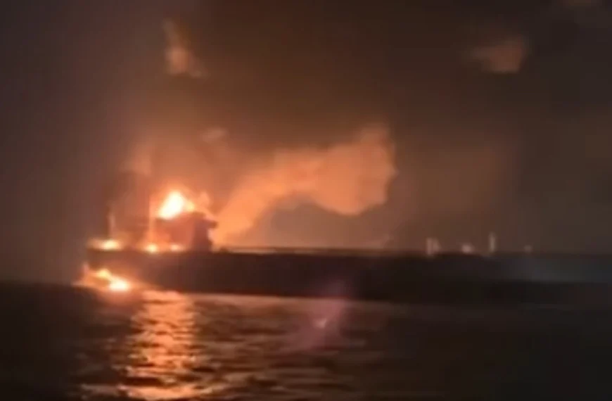 Η Ουκρανία χτύπησε ρωσικό τάνκερ στη Μεσόγειο με drones