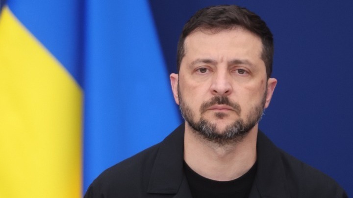 Ζελένσκι: Έτοιμος να θέσει σε δημοψήφισμα το σχέδιο&hellip;