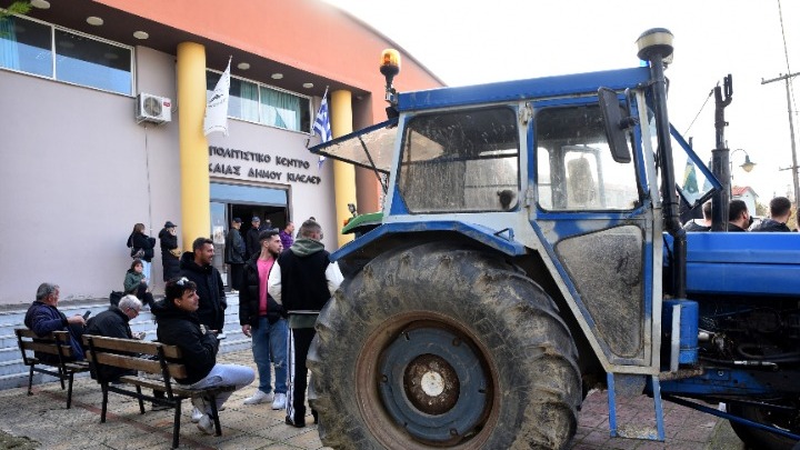 Αγρότες: Κλιμακώνουν τις κινητοποιήσεις και απορρίπτουν τη συνάντηση με τον πρωθυπουργό