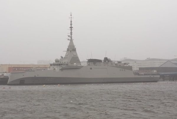 Φρεγάτα «Κίμων»: Η ελληνική σημαία υψώθηκε στη Λοριάν και το Πολεμικό Ναυτικό&hellip;