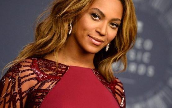 H Μπιγιονσέ στο κλαμπ των δισεκατομμυριούχων