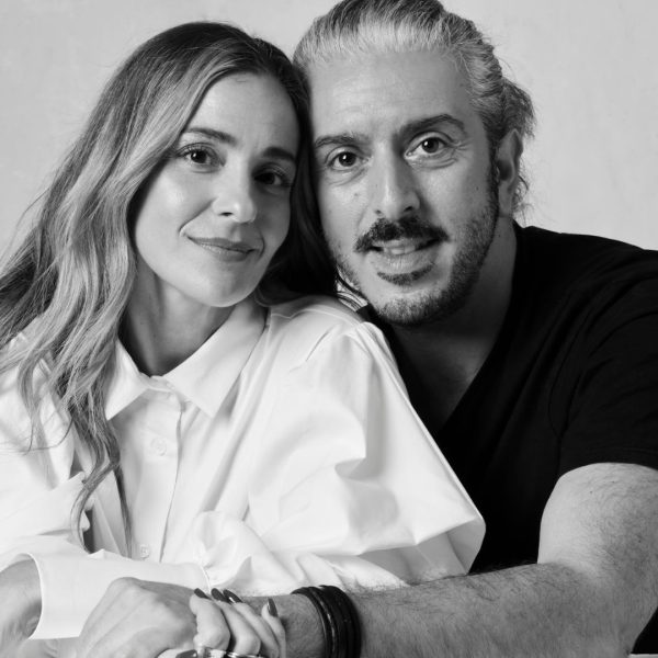 Χωρίς Χατζιδάκι η παγκόσμια περιοδεία Μποφίλιου-Χαρούλη – Αφιερωμένη στον Μίκη Θεοδωράκη