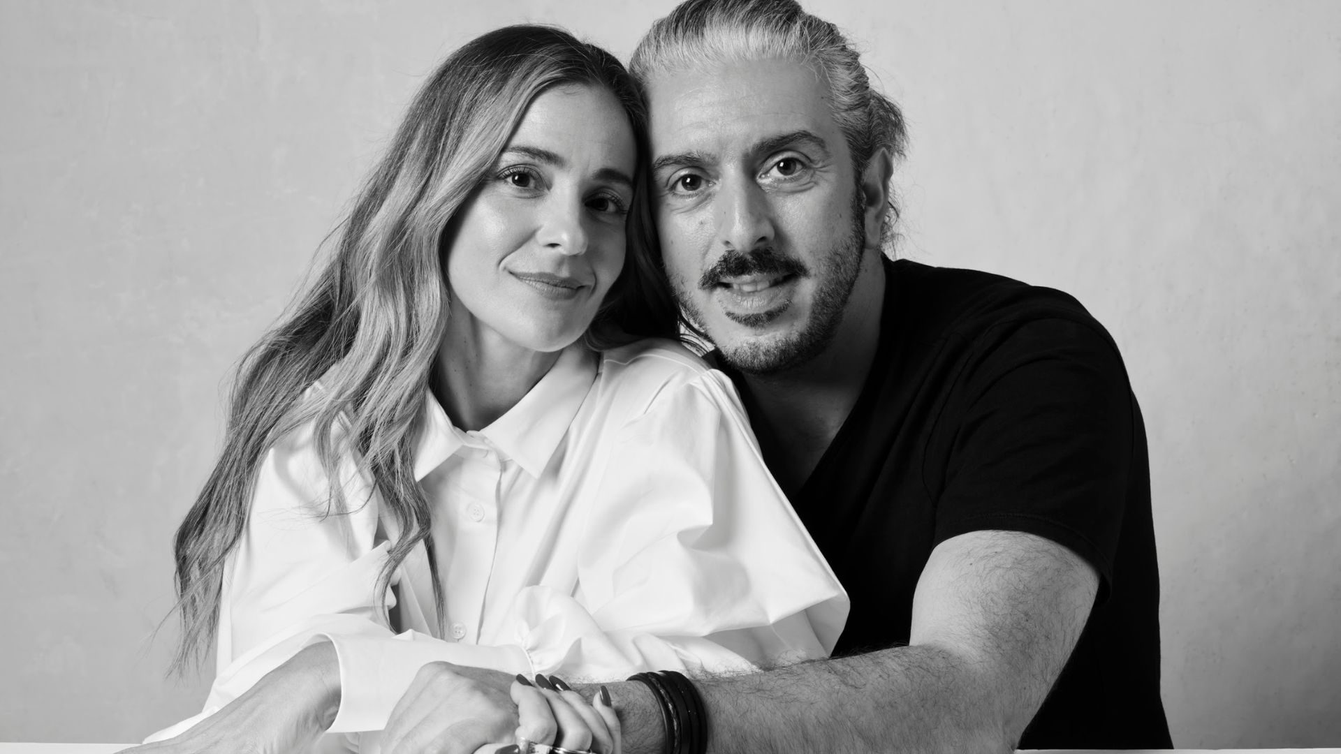 Χωρίς Χατζιδάκι η παγκόσμια περιοδεία Μποφίλιου-Χαρούλη – Αφιερωμένη στον Μίκη Θεοδωράκη