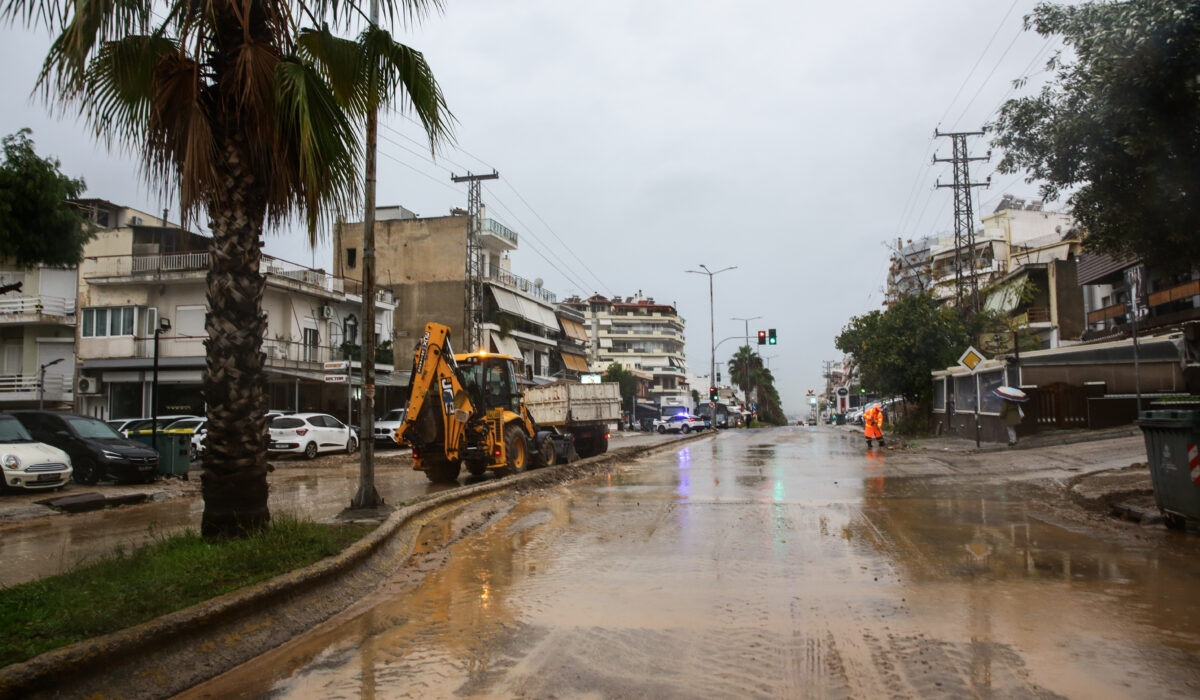 Νίκος Μπελαβίλας: Στη Μάνδρα το πρόβλημα δεν είναι η πλημμύρα, αλλά η ίδια η Μάνδρα