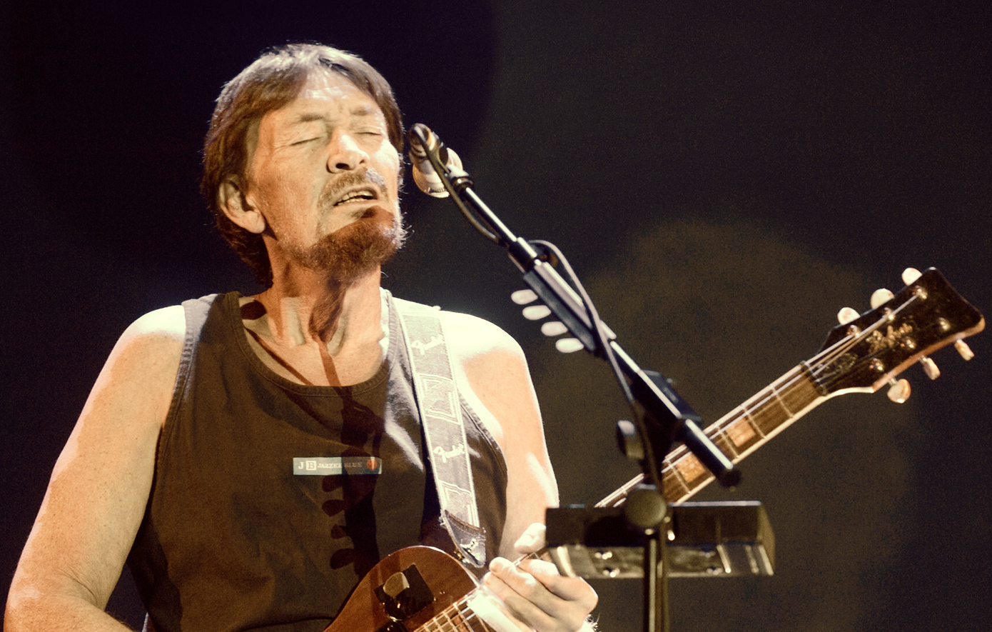 «Driving Home for Christmas»: Το τελευταίο ταξίδι του&hellip;