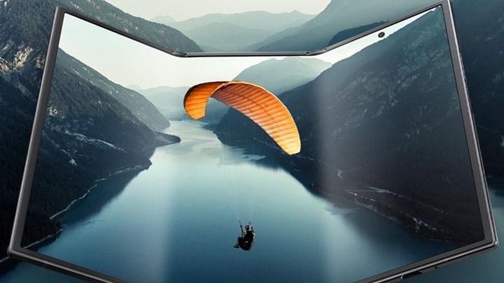 Η νέα εποχή των αναδιπλούμενων: Το Galaxy Z…