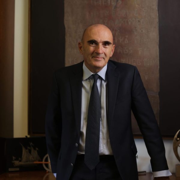 Ο Ανδρέας Κουτσόλαμπρος νέος πρόεδρος του Δικηγορικού Συλλόγου Αθηνών με σαρωτική νίκη