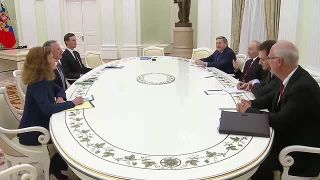 Κρεμλίνο: Κρίσιμες συνομιλίες ΗΠΑ–Ρωσίας ενώ ο Πούτιν απειλεί…