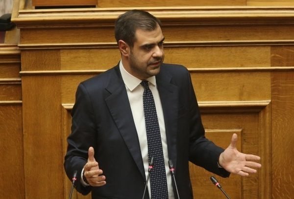 Μαρινάκης προς αγρότες: «Ναι στον διάλογο, όχι στους κλειστούς δρόμους»