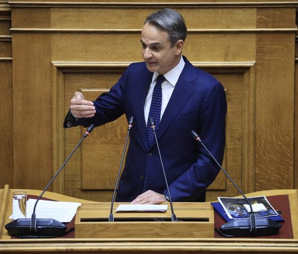 Στεγαστικό και οικονομία στο επίκεντρο: το πακέτο παρεμβάσεων Μητσοτάκη για τον προϋπολογισμό του 2026