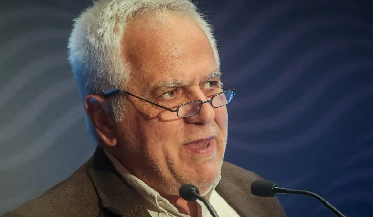 Απειλές κατά του Πάσχου Μανδραβέλη μετά τα σχόλιά του για τον «Φραπέ» στην&hellip;