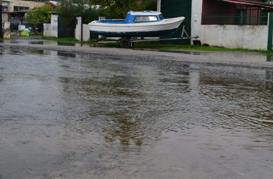 Συνολάκης για κακοκαιρία Byron: Η ανάγκη για σοβαρό σχεδιασμό και αποτελεσματικές υποδομές